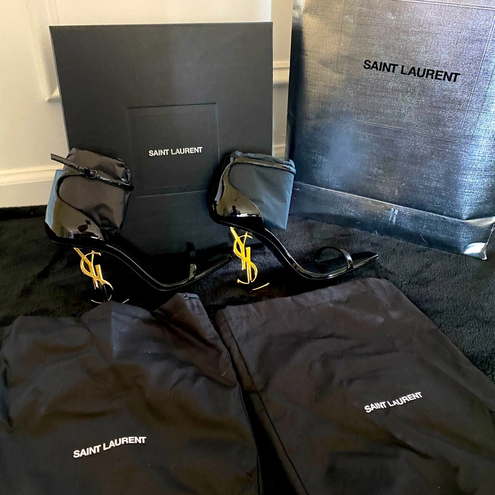 YSL Black and Gold Heels. NEVER WORN that comes with bag and box - Picture 2 of 5